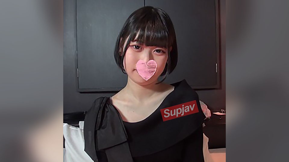 FC2PPV 4403172 165cm/D Cup. She Is A 20-Year-Old Who Loves Cooking And Works At A Ramen Restaurant. She’s An Older Type Who Doesn’t Just Give Ramen, She Gives Blowjobs. Climax With Raw Meat Stick! Creampie Inside The Vagina! Review Bonus/Erotic Blowjob And Ejaculation In The Mouth!