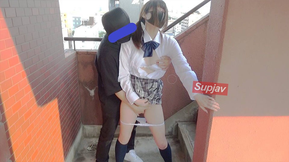 FC2PPV 4823153 [Second Edition] Raw Creampie On The Emergency Stairs With A Girl With A Gritty Bottom